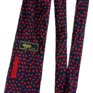 Alynn Neckware 100% Silk “Heart of Gold” Neck Tie Heart Pattern Valentine Fun